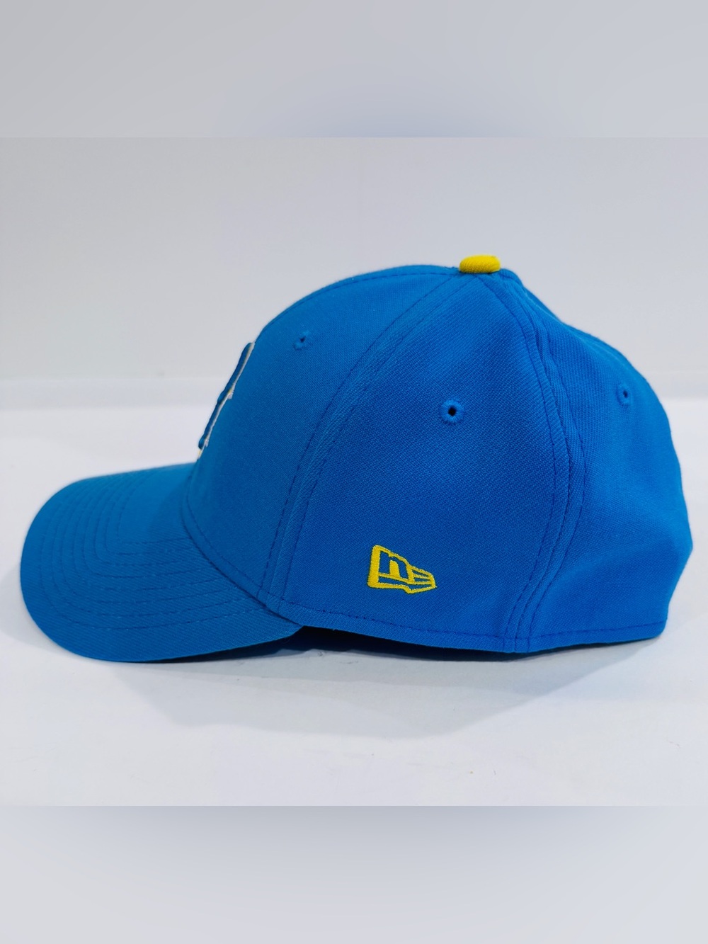 New Era Boston Red Sox City Connect Hat - Small/Medium - Light Blue/Yellow - Picture 4 of 6